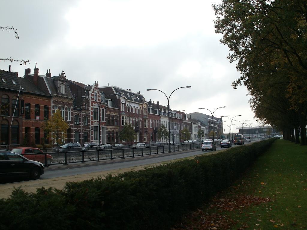 Op De Burg Venlo Exterior foto
