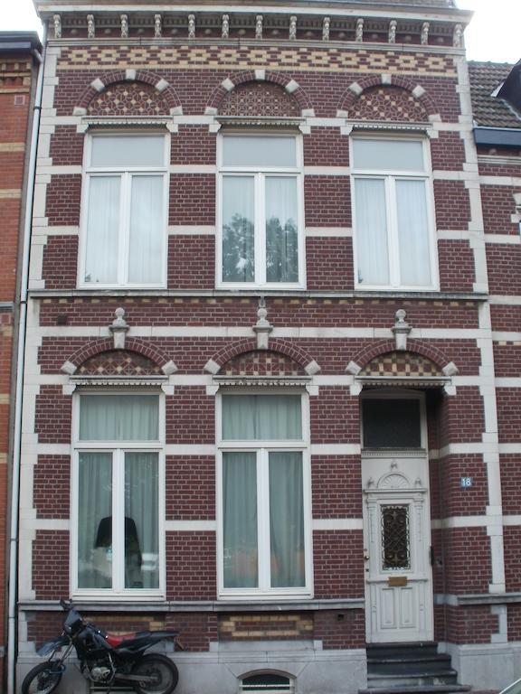 Op De Burg Venlo Exterior foto